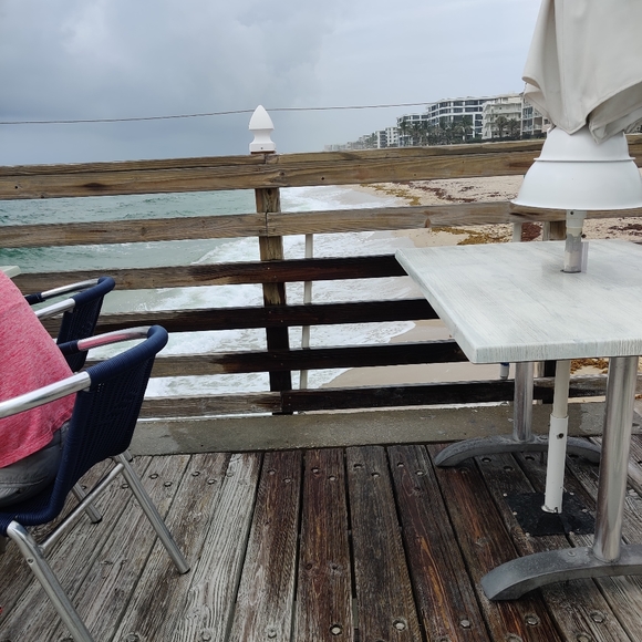 Meet your Posher, DeAndra - Picture 2 of 6